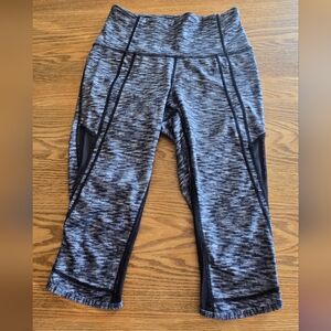 Lululemon Cropped Leggings Sheer Mesh Sides Black Gray Size 6 Capri Yoga Pants